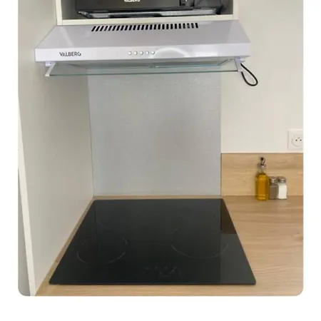 Cosy Et Conviviale A *